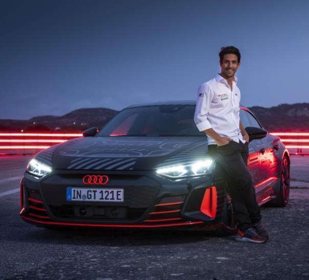 Lucas di Grassi, Formel-E-Pilot von Audi Sport ABT Schaeffler. Starke, reproduzierbare Beschleunigung dank aufwendigem Thermomanagement Hightech im Fahrwerk: Luftfederung, geregelte Dämpfung und Allradlenkung Lucas di Grassi: „Nachhaltigkeit basiert auf t